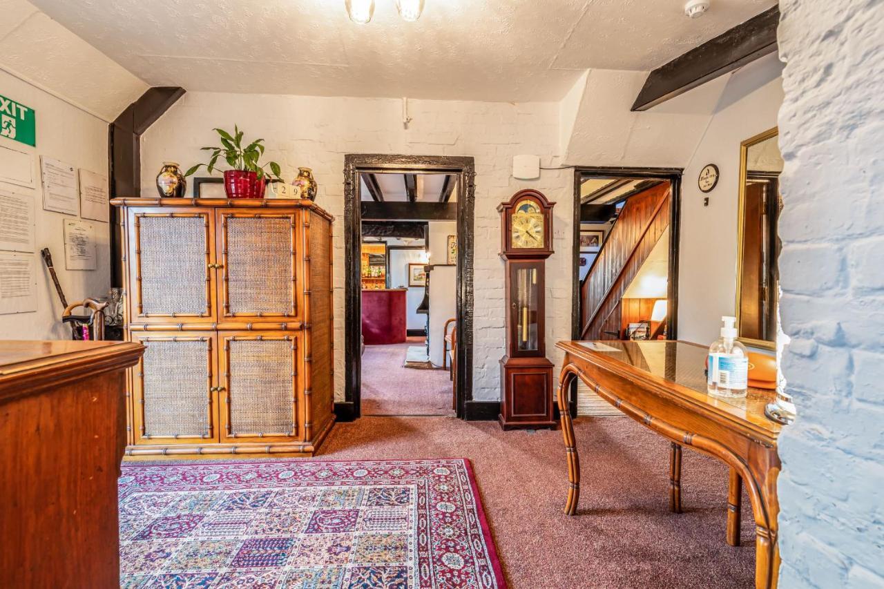 The Olde Forge Hotel ヘイルシャム エクステリア 写真